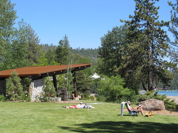 North Tahoe Beach